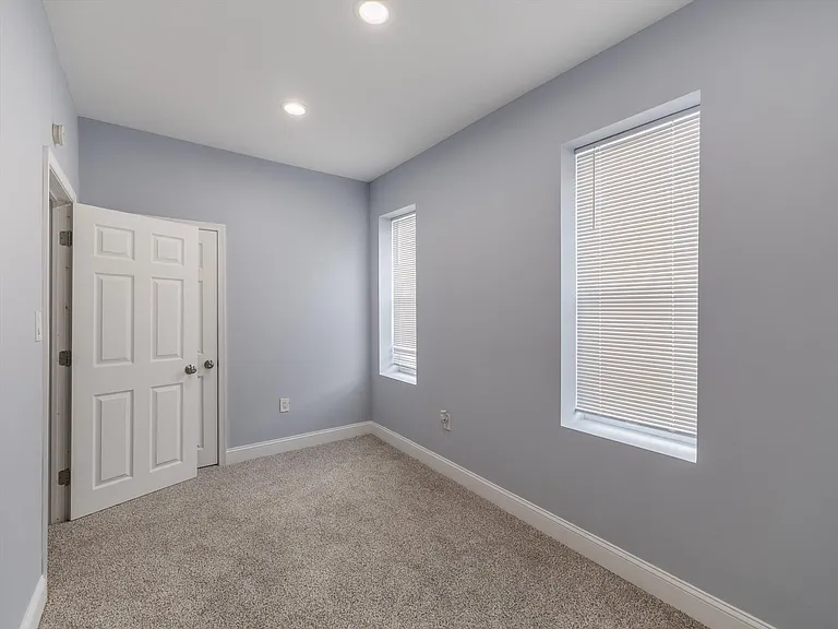 19 Osborn St — Photo 15