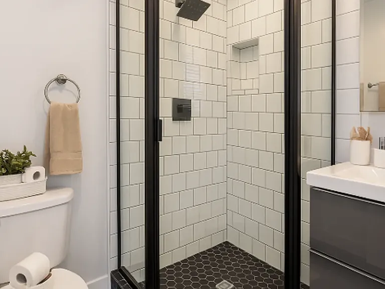 1325 W 24th St #1/2 — Photo 14