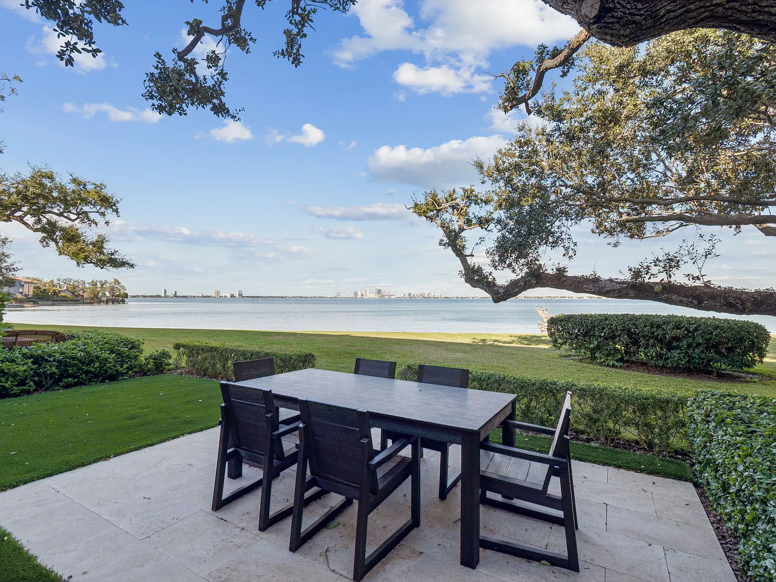 Bayshore Blvd, Tampa — Photo 3