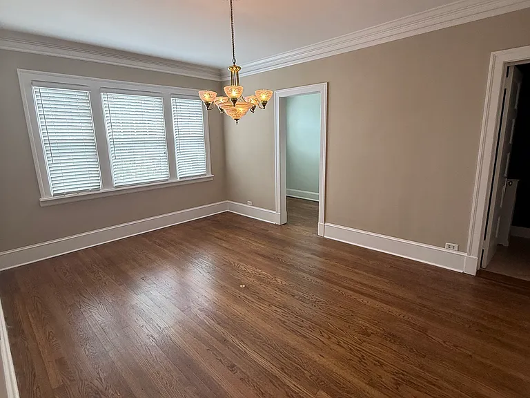 2129 River Blvd #6 — Photo 9