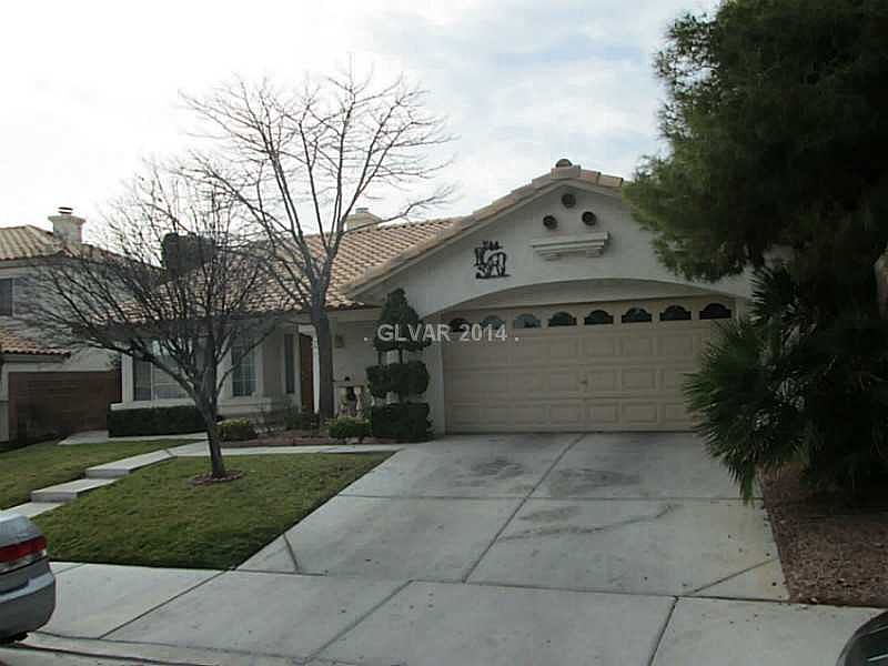1st image of 907 Possum Hill St