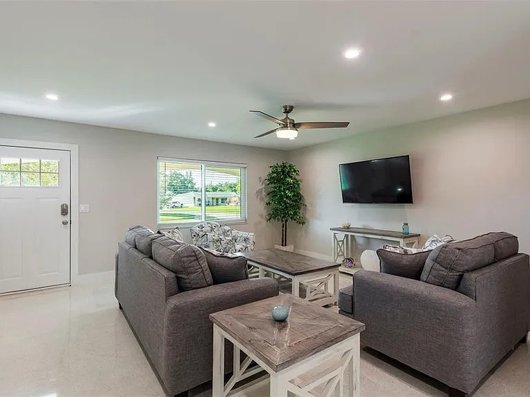3005 Chase Cir — Photo 6