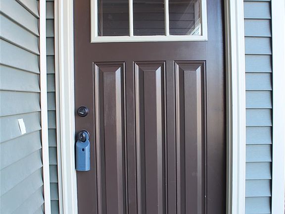 3rd image of 166 Belle Chase Way Ne