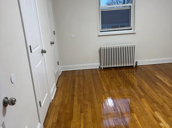 (undisclosed Address), Oakland Gardens, NY 11364