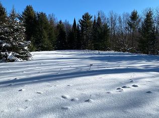 19815 Wildwood Rd, Hancock, MI 49930