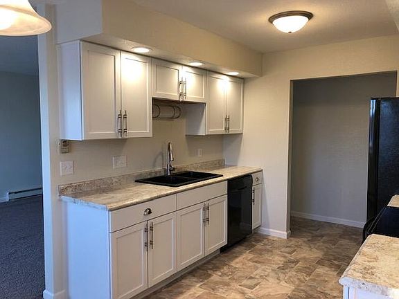 4th image of 129 Horseshoe Dr