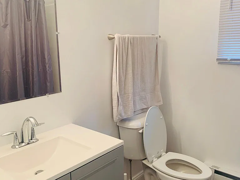 26 Lafayette Ave #B — Photo 15