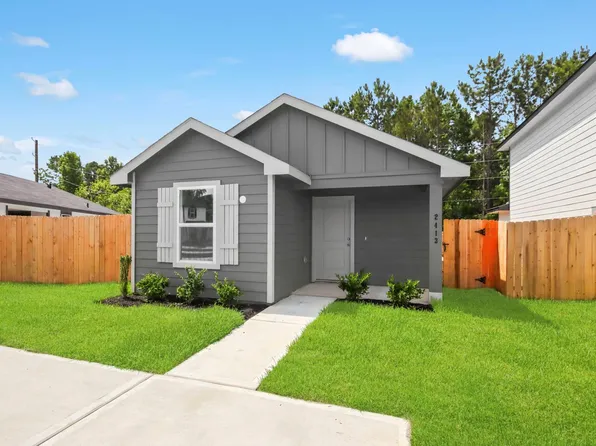 2413 Twin Ct, Splendora, TX 77372