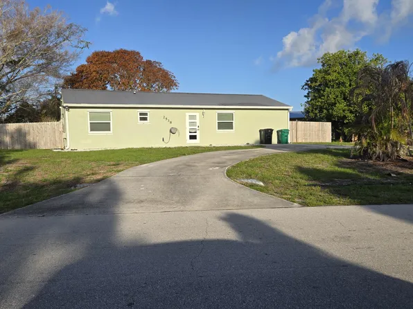 2538 SE Allen Street, Port St Lucie, FL 34984