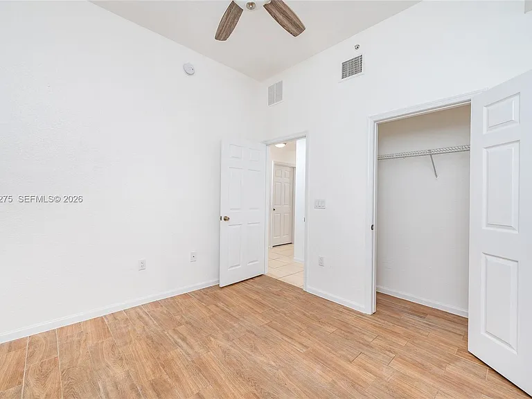 2851 Riverside Dr #207 — Photo 20