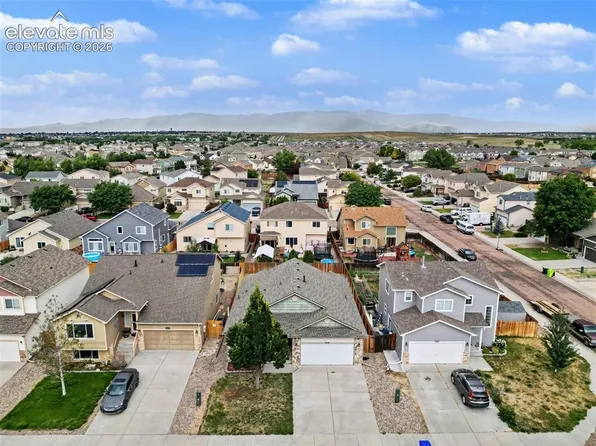 6216 Hungry Horse Ln, Colorado Springs, CO 80925