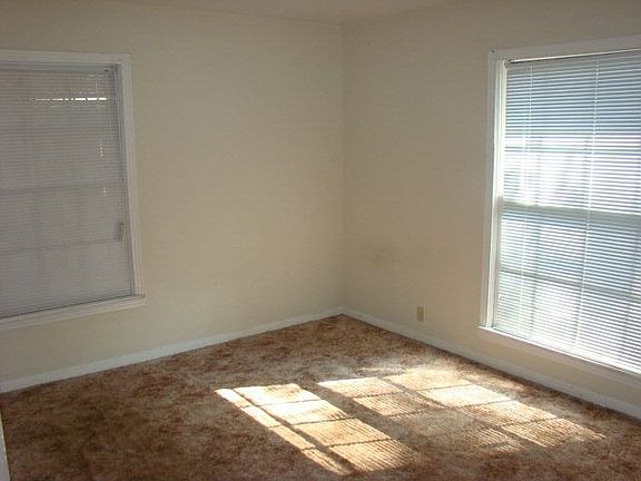 5th image of 1209 Idylwood Dr