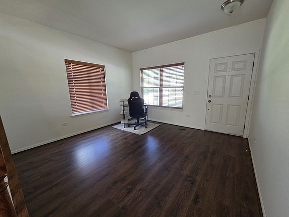 2nd image of 2631 Ross St