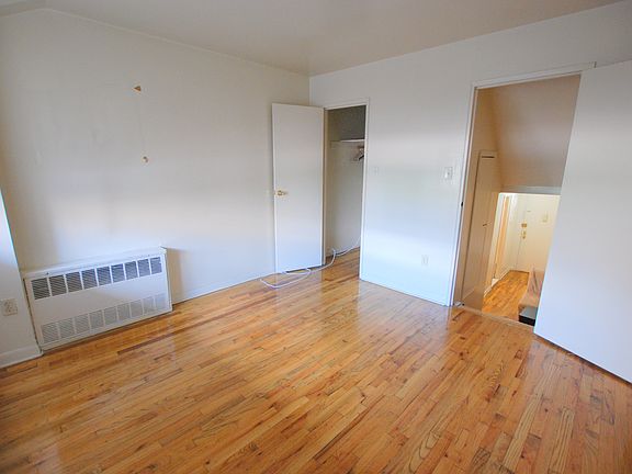5th image of 329 E 63rd St APT 3A
