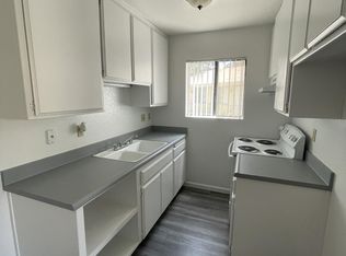 716 Espee St APT 20, Bakersfield, CA 93301