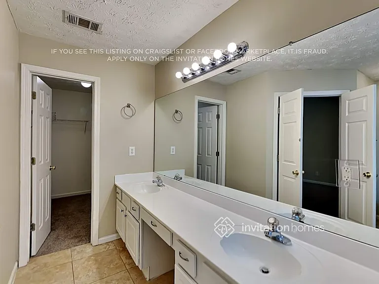 544 Rivulett Ct — Photo 15