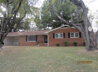 279 Ridgedale Dr, Jackson, TN 38305