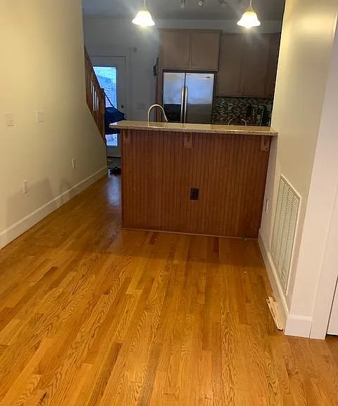 336 Leverington Ave — Photo 19