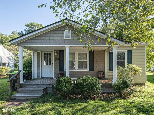 4116 E Pine Street, Farmville, NC 27828