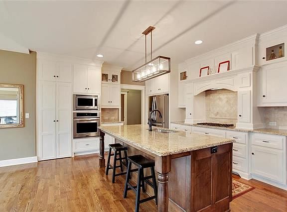 5th image of 16490 NW 126th St