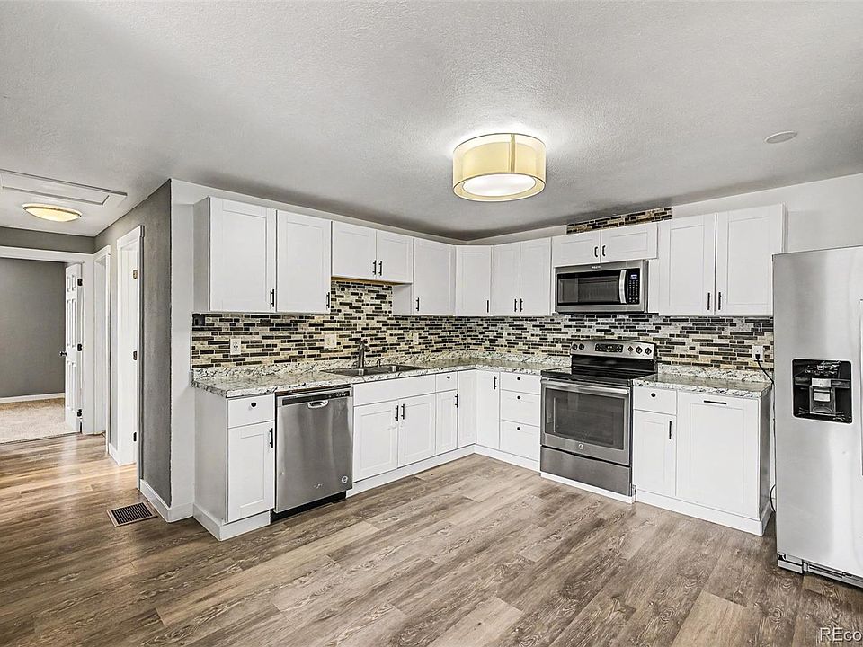 1st image of 4665 W 6th Avenue #15