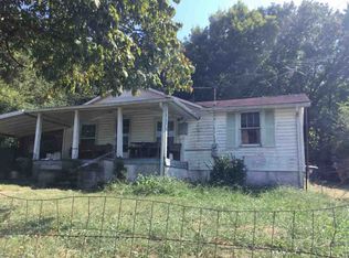 903 Cleveland Ave, Athens, TN 37303