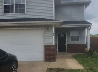 105 Hickory Ridge Dr, Saint Robert, MO 65584