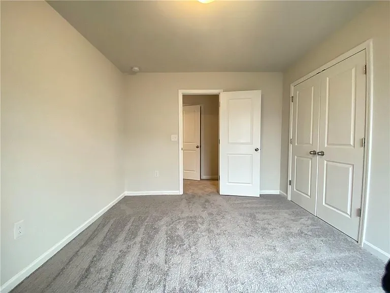 4679 Fullerton Dr — Photo 16