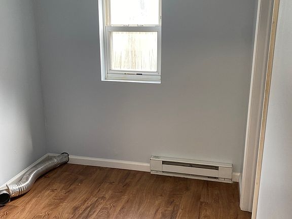 1st Fl Laundry Room