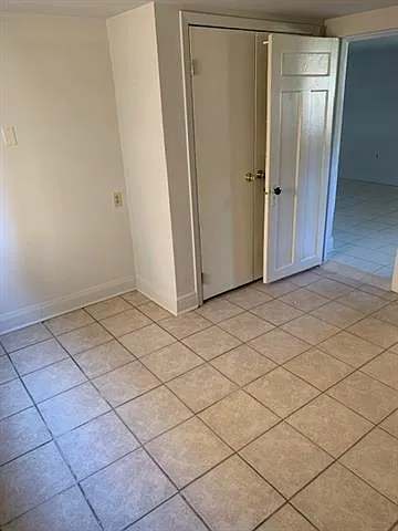 807 Whitney Ave #1 — Photo 8