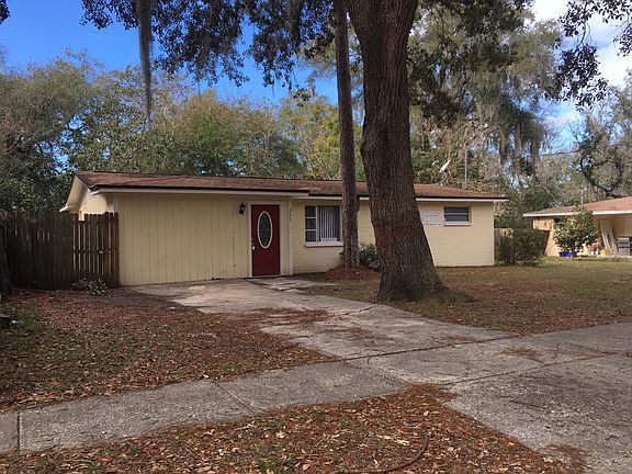 2nd image of 221 Canis Dr W