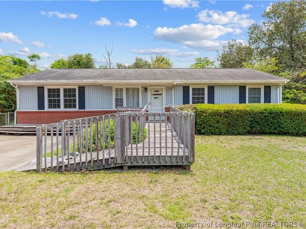 6408 Winthrop Dr, Fayetteville, NC 28311