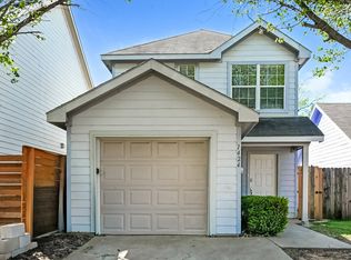 1424 Pine Ln, Fort Worth, TX 76140