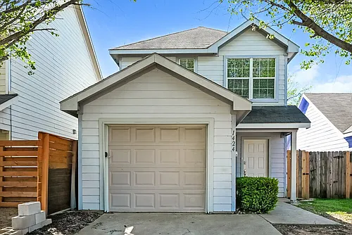 1424 Pine Ln Photo 1