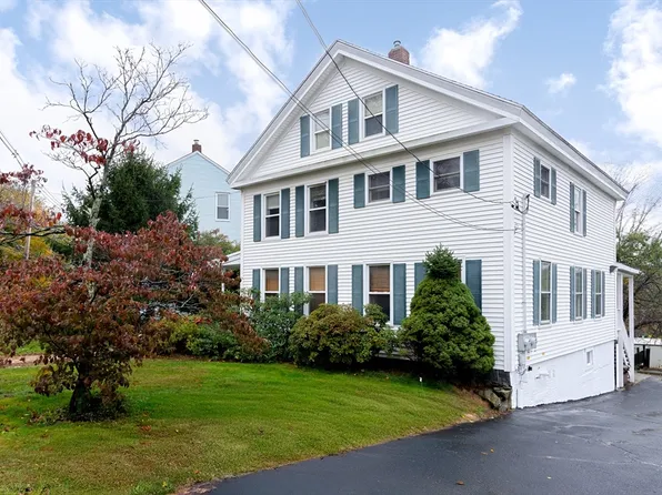 8 Elm St, North Brookfield, MA 01535