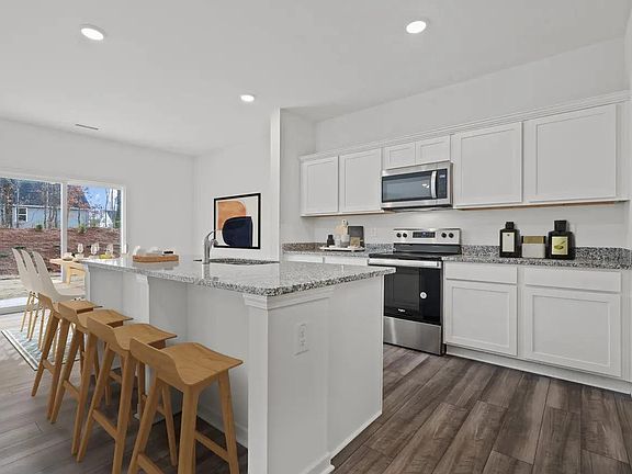 2nd image of 2458 Spring Rise Ln