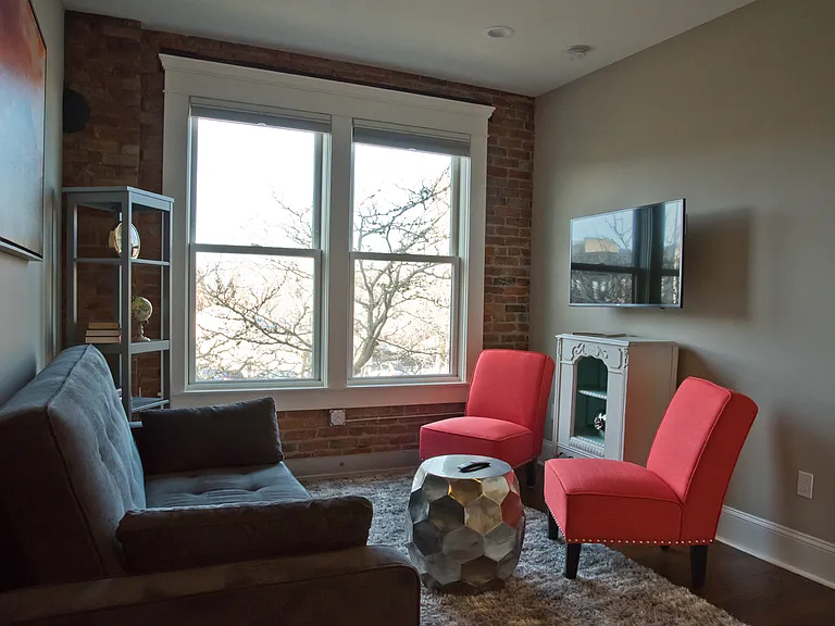 1202 Railroad Ave #201 — Photo 1