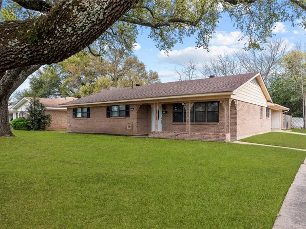 2725 Alvin Ln, Shreveport, LA 71104