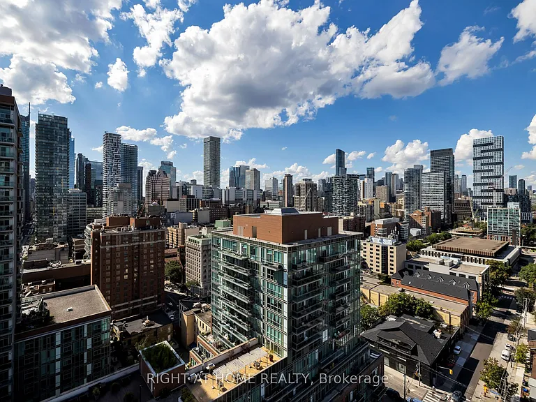 105 George St E #1912 — Photo 24