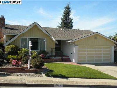 21293 Kahlert St, Castro Valley, CA, 94546
