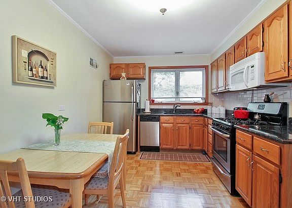 4th image of 9103 Keating Ave #2S