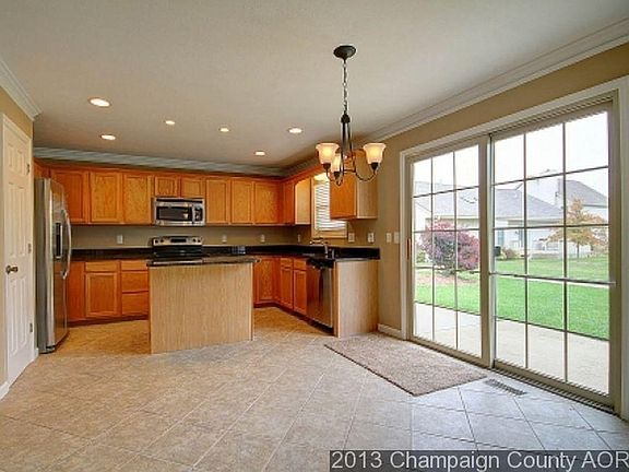 Kitchen with ceramic tile floor