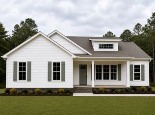 375 Canoochee Dr, Claxton, GA 30417