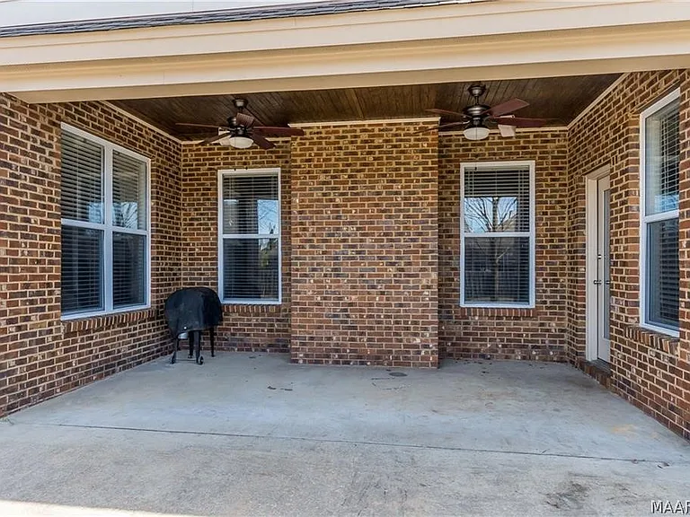 9217 Springwood Ct — Photo 41