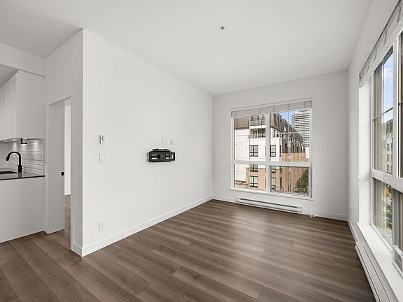 4th image of 20052 83a Ave #403