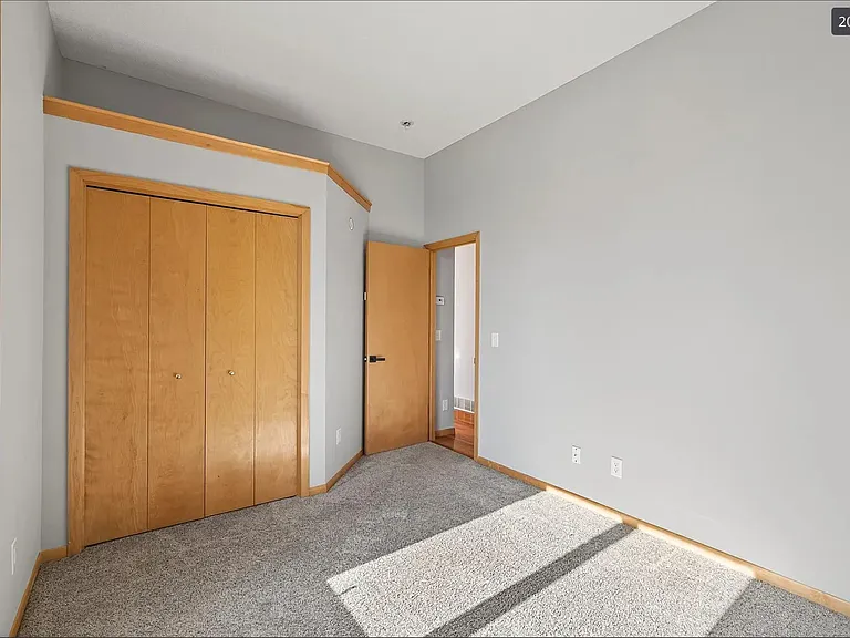 9149 Cambridge Ave N — Photo 21