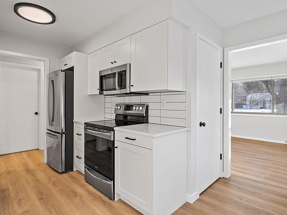 2nd image of 10026 Harriet Ave S