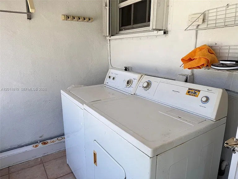 155 Nahkoda Dr — Photo 16