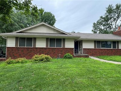 2102 Shannon Ln, Saint Joseph, MO, 64506