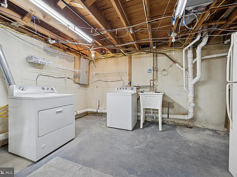116 Walnut Hill Ln — Photo 13